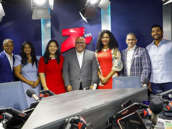 Foto Final Durante Entrevista En La Z Foto Final Durante Entrevista En La Z