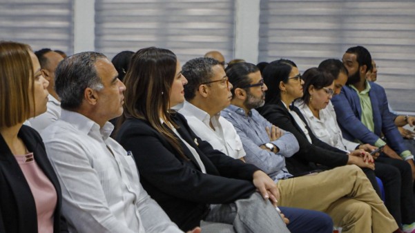 Parte Del Publico En Entrega En Constanza